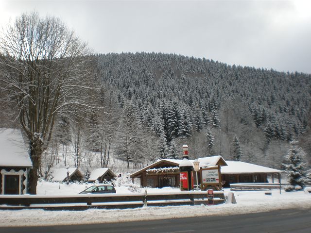 k P1021779